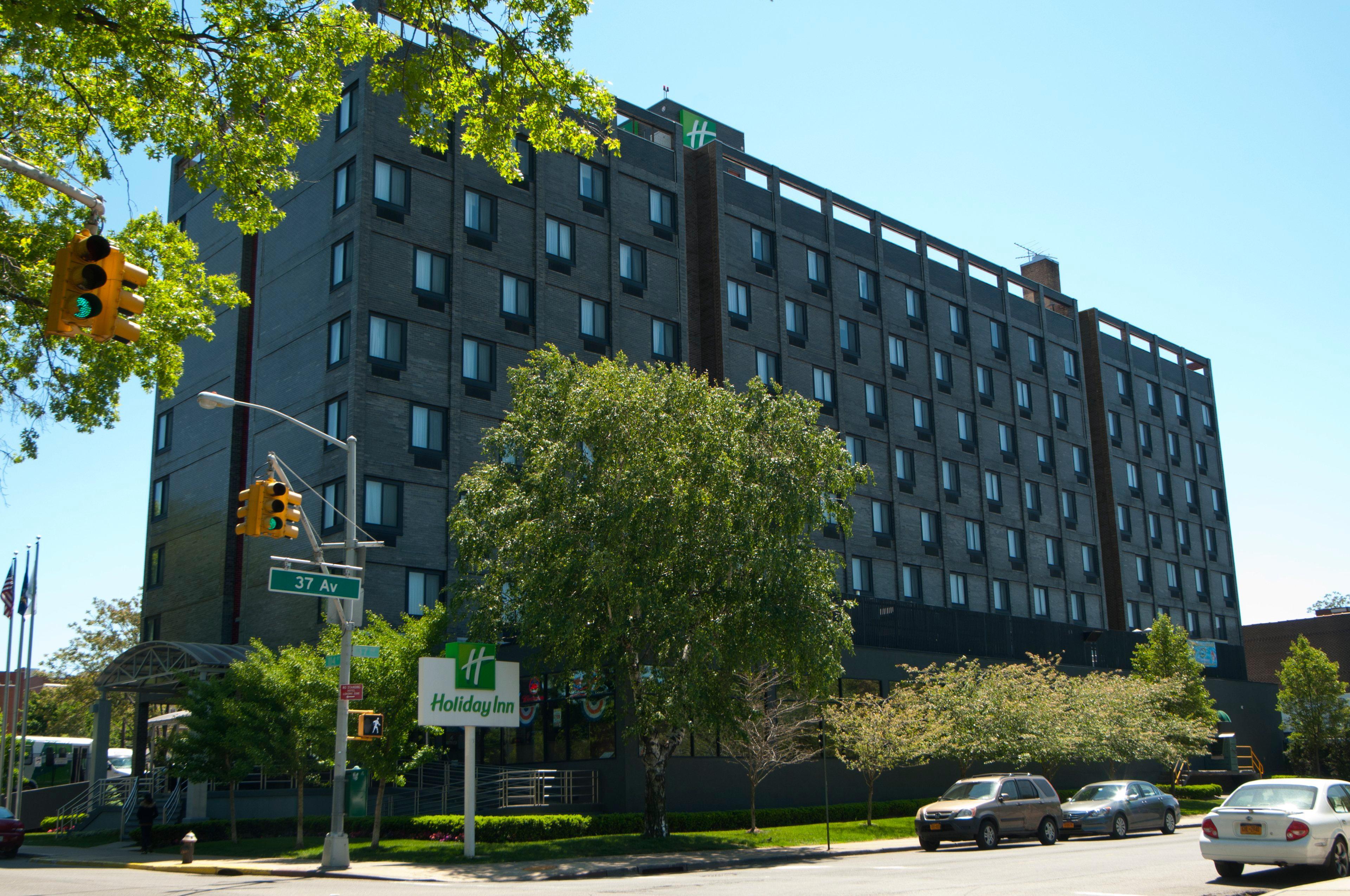 The Laguardia Hotel New York Bagian luar foto