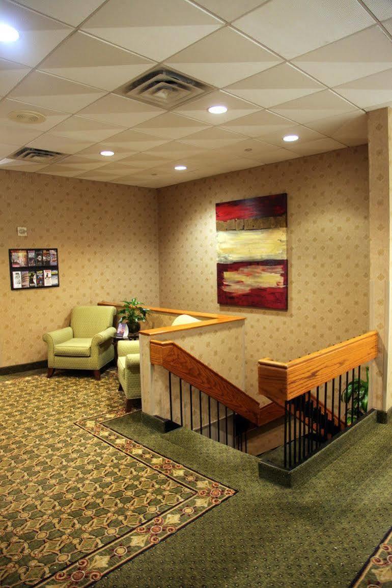 The Laguardia Hotel New York Bagian luar foto