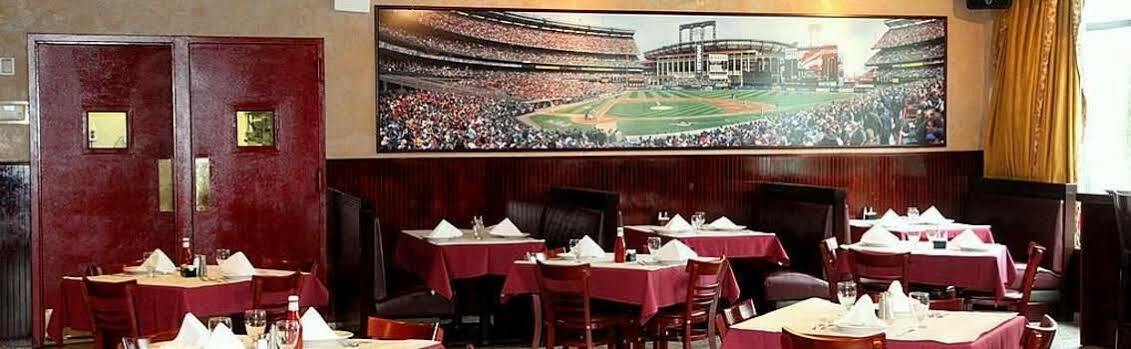 The Laguardia Hotel New York Bagian luar foto